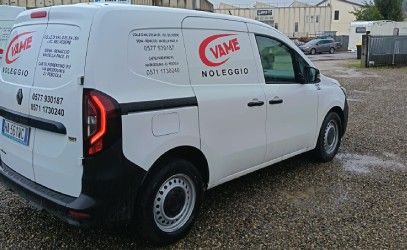 Noleggio Nissan NV300